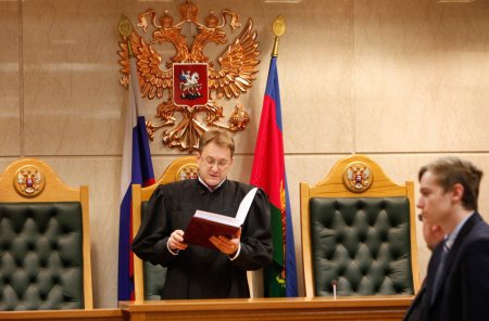 Адвокат по семейным делам Москва