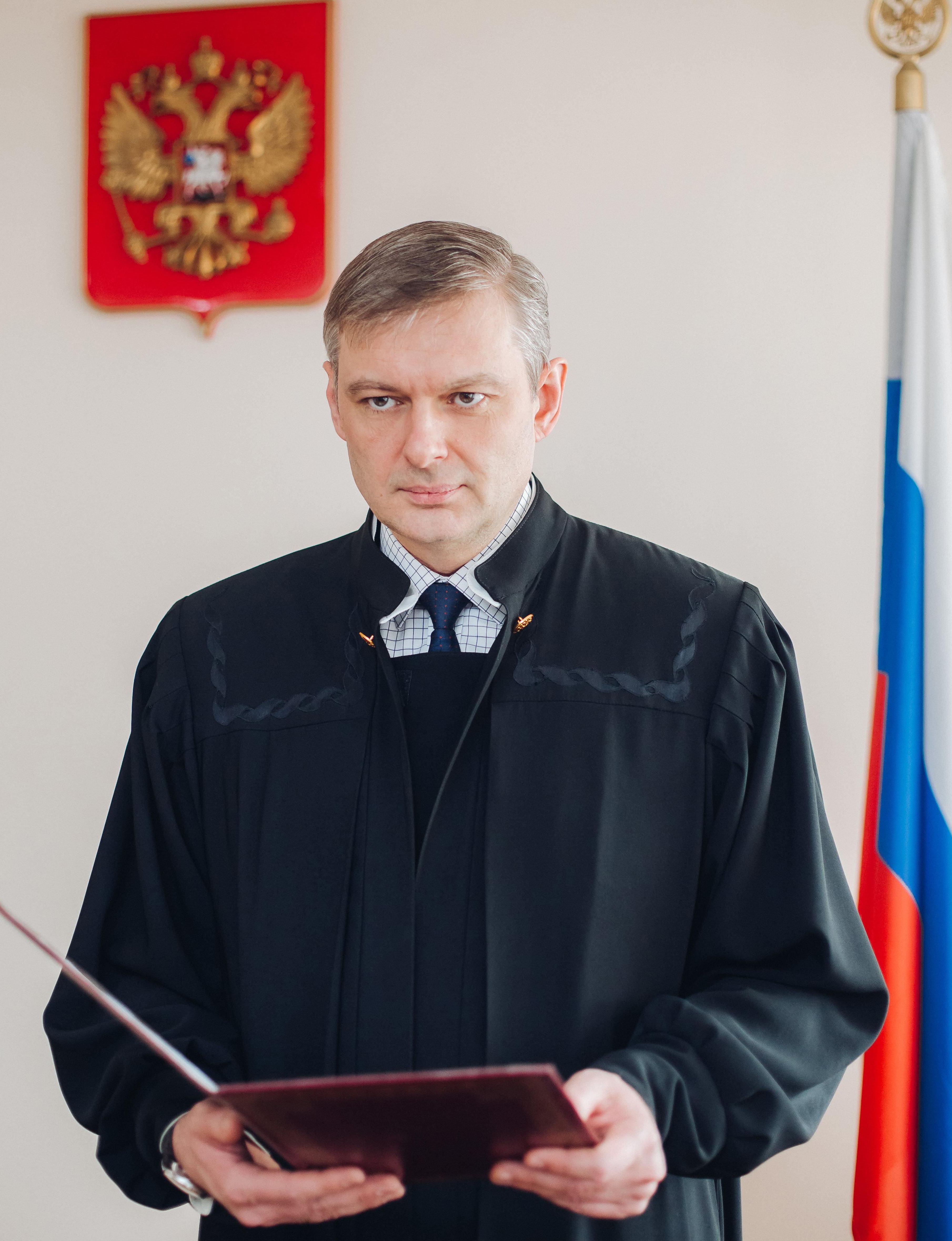 Полухов Николай Михайлович судья